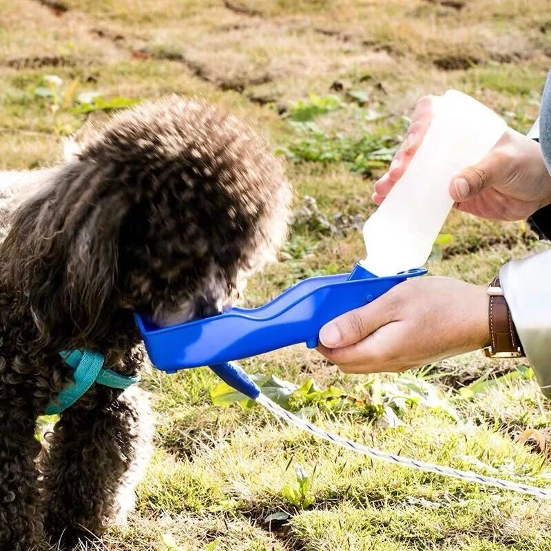 Botella de agua portátil para mascotas