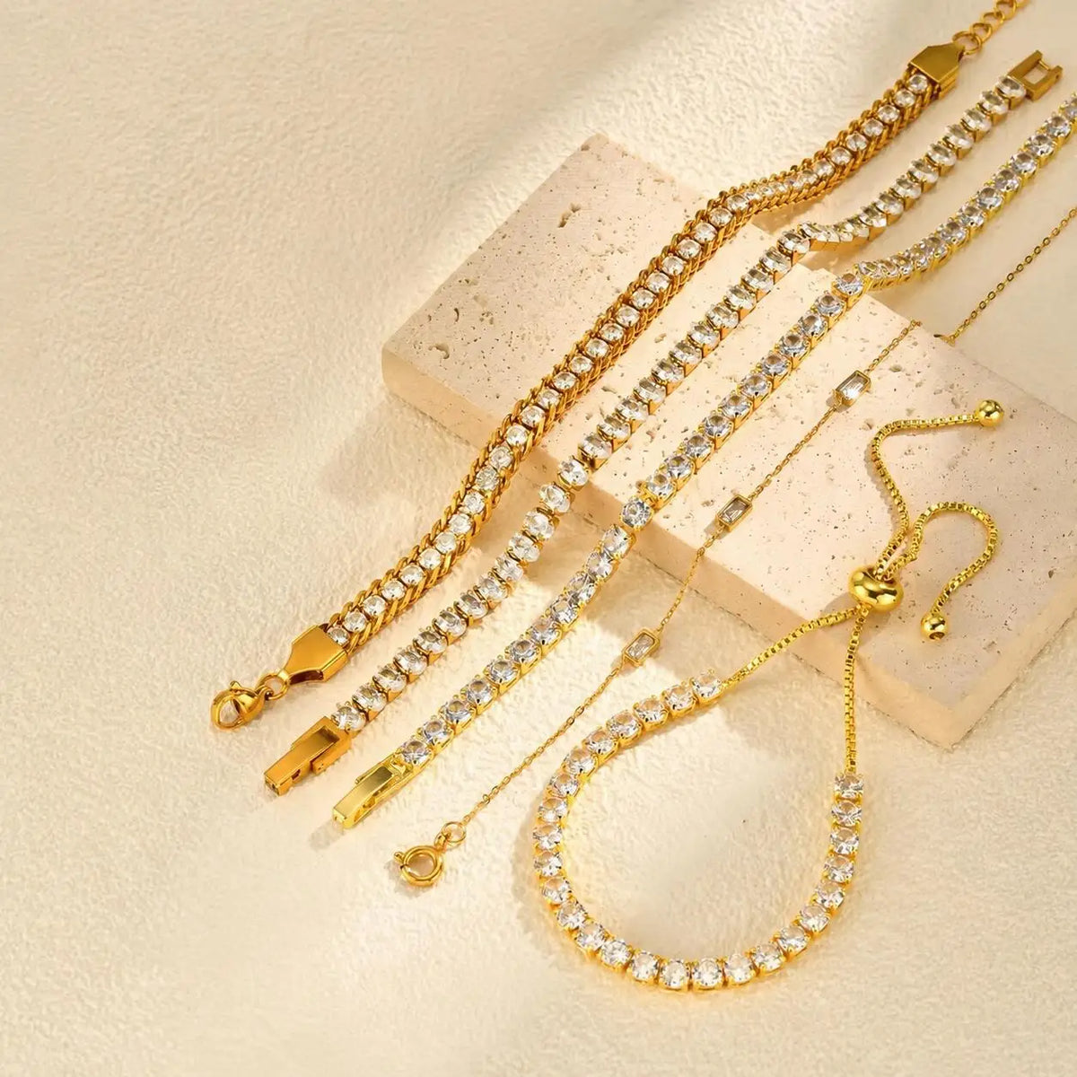 Pulsera de Acero Inoxidable con Circonitas para Mujer